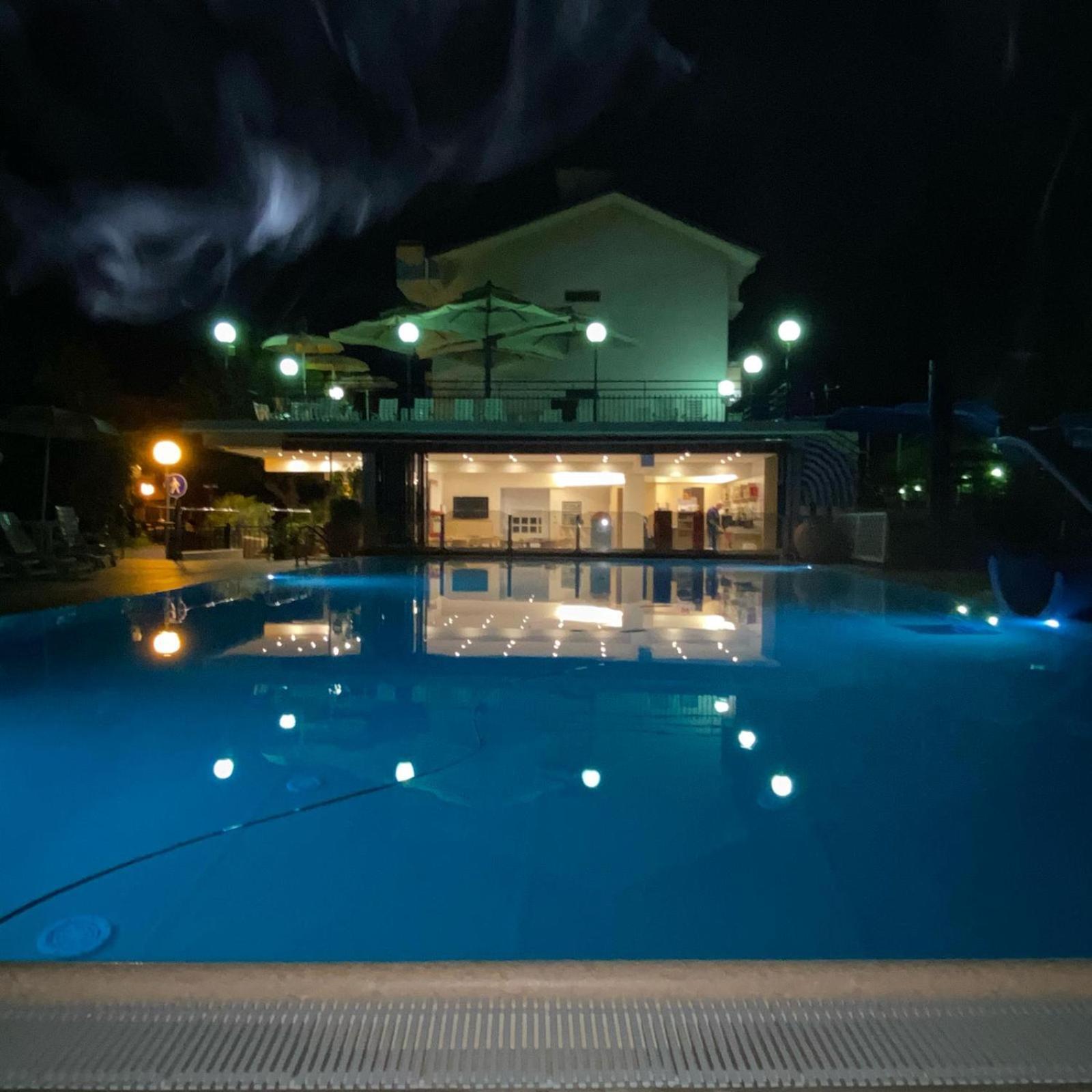 Hotel Minerva Gatteo a Mare Extérieur photo